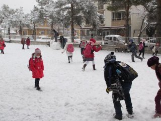 İstanbul'da Eğitime Kar Engeli