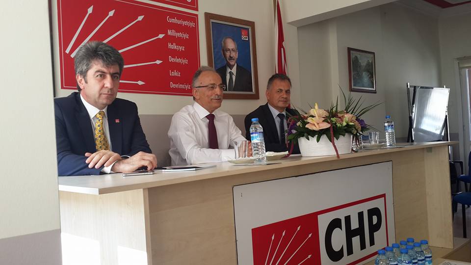 Karayalçın'dan Sarıyer CHP İlçe Başkanlığı'na Sürpriz Ziyaret