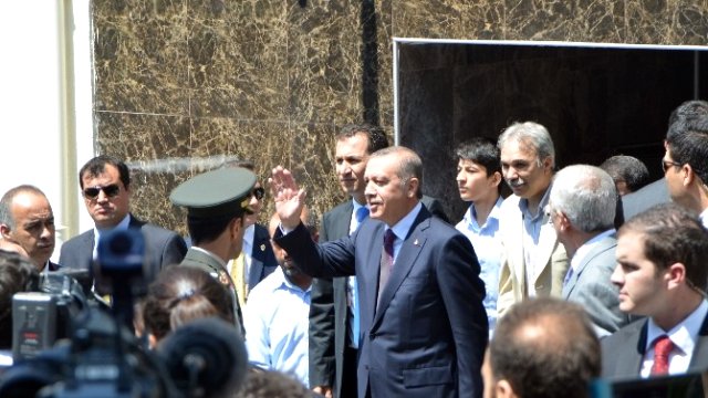 Cumhurbaşkanı Erdoğan </p>Cuma Namazını Sarıyer'de Kıldı